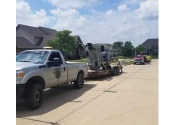 John's Tree Service - Des Moines, IA Tree Services - Job Site Image