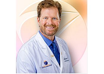 Jonathan Bennett, DPM - CLINICA DE LOS PIES - THE FOOT CLINIC SANTA ANA Santa Ana Podiatrists