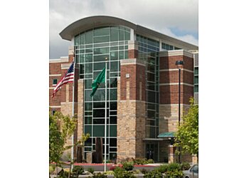 Vancouver Cardiologists Jonathan Isaac, MD