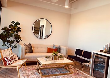 Dallas Cosmetic Dentists Jordan C. Luna, DDS - HIGHLANDS FAMILY DENTISTRY