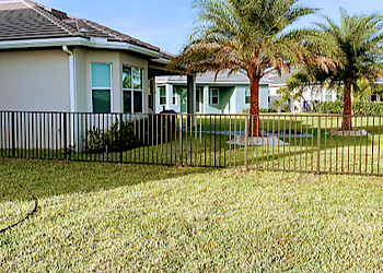 West Palm Beach Fencing Contractors Jorge Garcia Aluminum and Fence