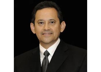Laredo cosmetic dentist Jose Manuel Gonzalez Jr, DDS - LAREDO DENTAL CARE