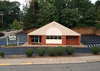 Pittsburgh Physical Therapists Joseph M. David, DPT, MS, PT, OCS, CSCS - DAVID PHYSICAL THERAPY AND SPORTS MEDICINE CENTER