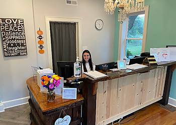 Joseph Schriver, PT, DPT, CMP - IMAGINE PHYSICAL THERAPY - Charleston, SC Physical Therapists - Reception Area Image