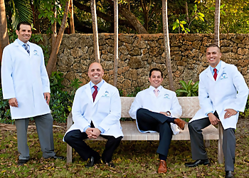 Miami Gynecologists Joseph Triana, MD, FACOG - BAYSHORE WOMENS HEALTHCARE