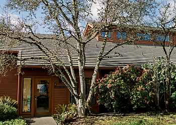 Eugene Dentists Josephine Stokes, DDS - PEARLY WHITES OF EUGENE