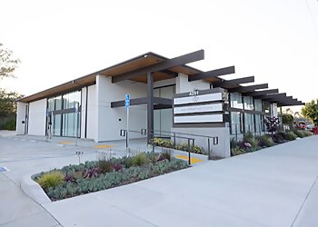 Long Beach Plastic Surgeon Josh Waltzman, MD - THE WALTZMAN INSTITUTE