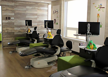 Lowell Kids Dentists Joshua Hurlburt, DDS - KANGAROO SMILES PEDIATRIC DENTISTRY AND ORTHODONTICS