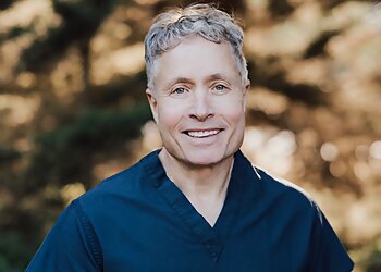 Joshua Korman, MD - KORMAN PLASTIC SURGERY & WUNDERBAR MEDSPA San Jose Plastic Surgeon image 1