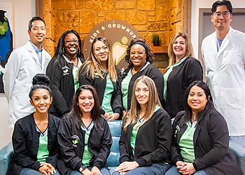 Irving Dentists Joshua Lee, DDS - KIDS & GROWNUPS DENTAL