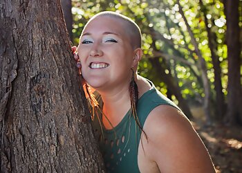 Jourdan Rystrom - AWAKEN THE GLOW WITH JOURDAN RYSTROM Nashville Hypnotherapy image 1