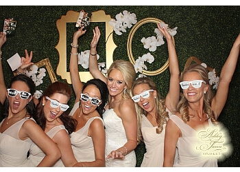 JoySquad Photo Booth Experience - Las Vegas, NV Photo Booth Companies - Selfie Spot