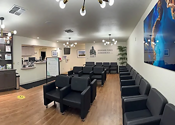 Santa Rosa Dermatologists Judith Hong Groves, MD - REDWOOD FAMILY DERMATOLOGY