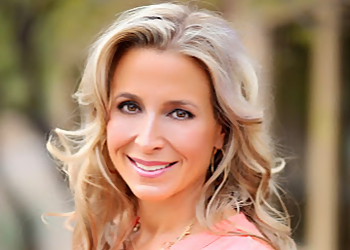 JulieAnn Heathcott, MD - ARIZONA WOMEN'S CARE JulieAnn Heathcott, MD - Scottsdale, AZ Gynecologists - Doctor Portrait Image