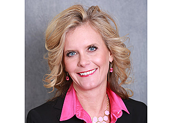 Julie Grundberg, DPM - DMOS ORTHOPAEDIC CENTERS Des Moines Podiatrists image 1