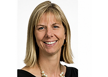 Julie Pinder, MD - NOVANT HEALTH ROBINHOOD PEDIATRICS & ADOLESCENT MEDICINE Julie Pinder, MD - Winston Salem, NC Pediatricians - Doctor Portrait Image