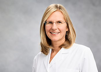 Julie Slivinsky, FNP - BANNER HEALTH CENTER Julie Slivinsky, FNP - Surprise, AZ Endocrinologists - Doctor Portrait Image