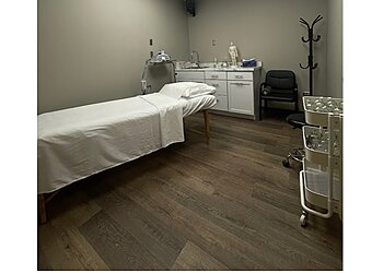 Aurora Acupuncture Jun Fu Acupuncture