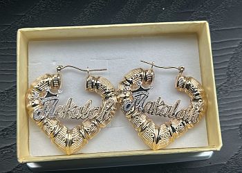 Juniors Jewelry - Bridgeport, CT Jewelry - Sample Image