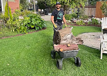Junk Hunters - Santa Ana, CA Junk Removal - Team Working Image