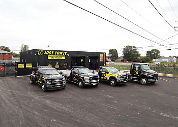 Just Tow It & Recovery Buffalo Towing Companies