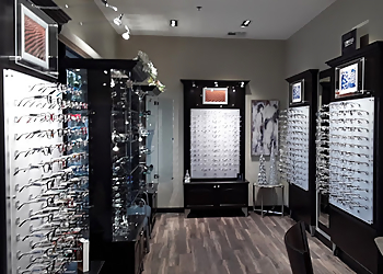 Gilbert Pediatric Optometrists Justin D. Jones, OD - PREMIER EYECARE OF ARIZONA