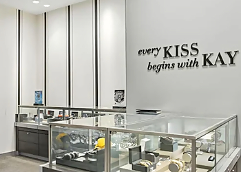 KAY Jewelers Pembroke Pines - Pembroke Pines, FL Jewelry - Business Interior Image
