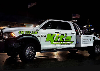 KIT’S TOWING Naperville Towing Companies