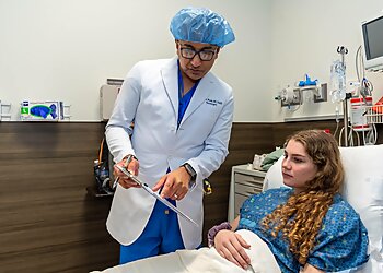 Kamal R. Woods, MD, MBA, FAANS - VERTRAE Dayton Neurosurgeons image 1