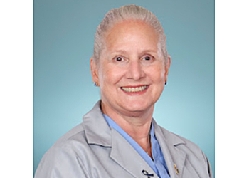 Karen L Druzak, MD - ENDEAVOR HEALTH CANCER CENTER-NAPERVILLE Naperville Gynecologists image 1