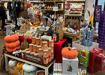Akron Gift Shops Karen's Hallmark Shop