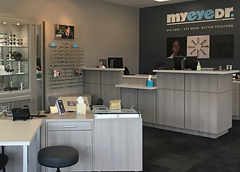 Manchester Pediatric Optometrists Karl Cunningham, OD - MYEYEDR.