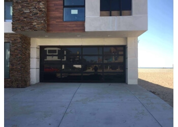 3 Best Garage Door Repair In Los Angeles Ca Expert Recommendations