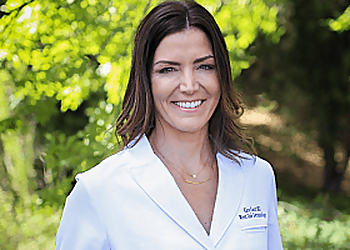 Kate Gant, MD - WEST OAK DERMATOLOGY Kate Gant, MD - Roseville, CA Dermatologists - Doctor Portrait Image