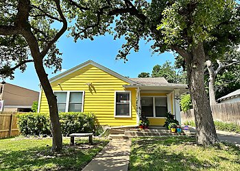 Austin Immigration Lawyers Kate Lincoln-Goldfinch - LINCOLN-GOLDFINCH LAW