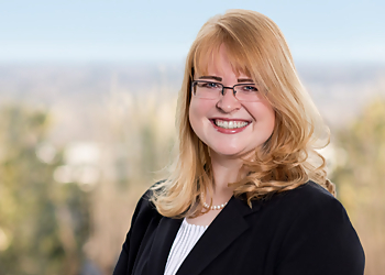 Kathleen M. Hutchenreuther - TROUTMAN PEPPER LOCKE Virginia Beach Consumer Protection Lawyers image 1