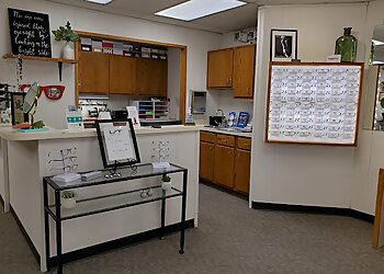 Oklahoma City Pediatric Optometrists Kathleen Yang, OD - MIDWEST CITY EYE CARE ASSOCIATES