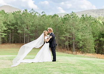Birmingham Wedding Photographers Katie & Alec Photography, L.L.C.
