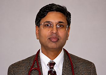 Kaukab Naseer, MD - Chattanooga, TN Pediatricians - Doctor Portrait Image