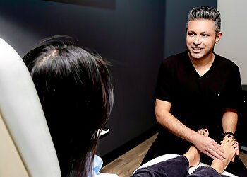 Peoria Podiatrists Kaveh Panahi, DPM