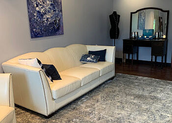 Durham Plastic Surgeon Keelee MacPhee, MD