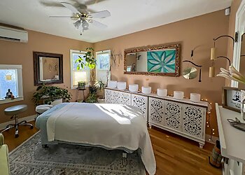 Eugene Physical Therapists Keith Blackwell, MHS, PT, Dip. MDT - ESSENTIAL PHYSICAL THERAPY