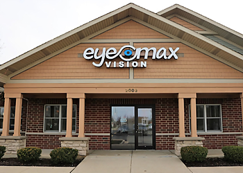 Aurora Pediatric Optometrists Kelly Aung Chinosornvatana, O.D - EYEMAX VISION