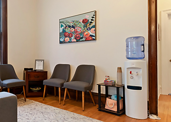 St Paul Marriage Counselors Kelly Evans, MA, LMFT - DOWN TO EARTH THERAPY