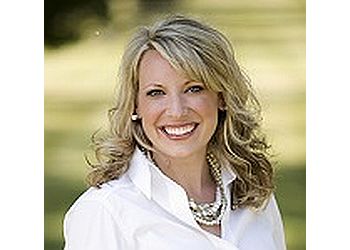 Kelly McCracken, DDS - AMAZING SMILES Kansas City Dentists