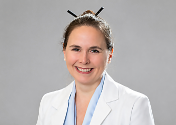Kelly Ray, Ph.D. - OCHSNER MEDICAL COMPLEX Kelly Ray, Ph.D. - Baton Rouge, LA Psychologists - Doctor Portrait Image