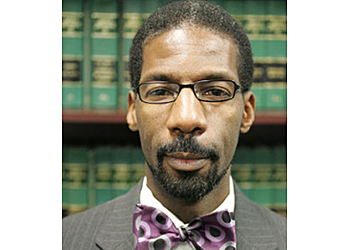 Kelvin M. Huger - COUNTS & HUGER LAW OFFICE Kelvin M. Huger - Charleston, SC Real Estate Lawyers - Law Firm Staff Image