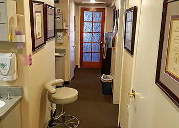 Bakersfield Cosmetic Dentists Kenneth W. Krauss, DDS - BAKERSFIELD SMILE DESIGN