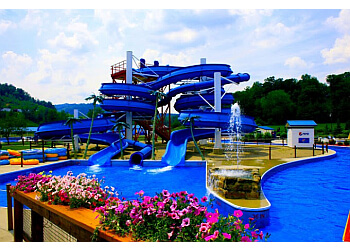 Lexington amusement park Kentucky Splash WaterPark and Campground