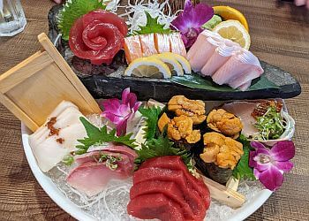 Kenzo Sushi Garland Sushi